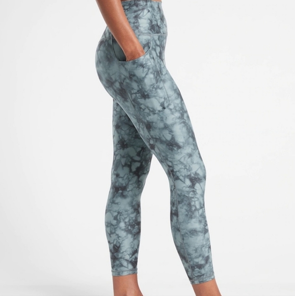 Athleta Salutation Stash Pocket II Printed 7/8 Tight - Picture 1 of 5